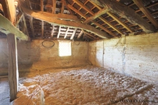 Ferme à vendre 4 pièces 133m², beau potentiel SAINT JULIEN SUR REYSSOUZE (01)
