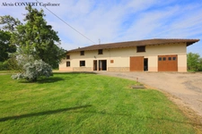 Ferme à vendre 4 pièces 133m², beau potentiel SAINT JULIEN SUR REYSSOUZE (01)