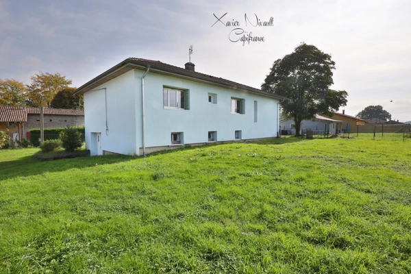 Maison à vendre 6 pièces proche de MONTREVEL EN BRESSE (01)