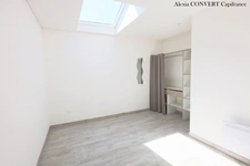 Maison familiale 5 chambres, 211m², terrain 511m² avec ses pierres charmantes