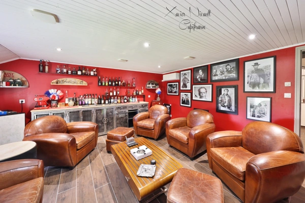 Maison à vendre 10 pièces proche de MONTREVEL EN BRESSE (01)