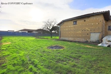 Maison à vendre 4 pièces GRIEGES + Dépendances et terrain 1362m²