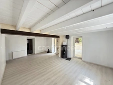 Berzé-la-Ville – Maison troglodyte avec grotte naturelle, charme brut et rénovation moderne