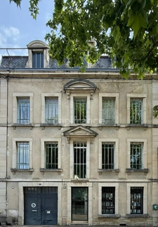 Maison de caractère au au Cœur de Beaune (21)