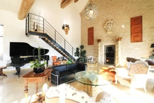 Charming residence with swimming pool in the heart of the Côte Chalonnaise