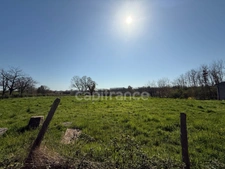 À saisir rapidement : Grange à rénover avec un potentiel incroyable !