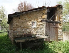 A rénover, maison ancienne à 3 minutes de Tournus
