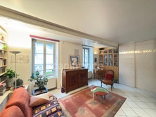 Maison de caractère au cœur du centre historique de Tournus