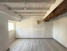The charm of the old, the comfort of the modern – Renovated house of 124 m² in Saint-Maurice-de-Satonnay