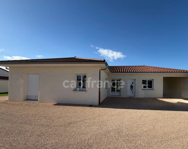 Maison contemporaine de 2024 – 133 m² – 3 chambres – Terrain 781 m² hors lotissement 