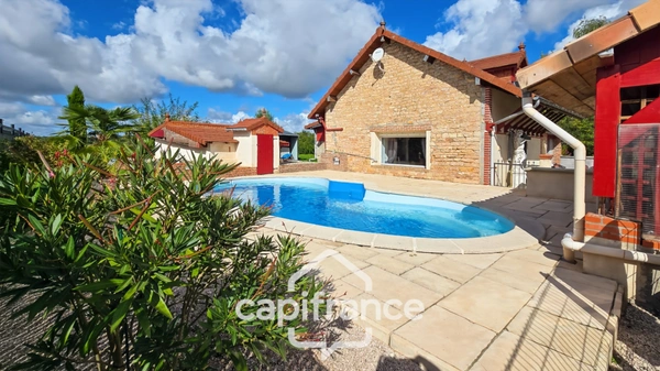  A vendre maison 5 pièces avec piscine et logement indépendant TOURNUS (71)