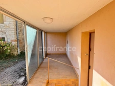 Maison ancienne en pierre de 117 m² avec vastes combles et grange en pierre