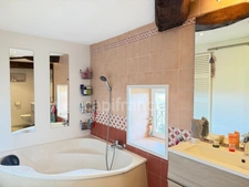 Maison en pierre avec vue exceptionnelle – Vire (71260)