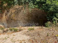 Berzé-la-Ville – Maison troglodyte avec grotte naturelle, charme brut et rénovation moderne