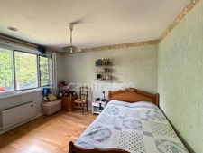 Maison familiale avec grand sous-sol, jardin arboré et vue dégagée – Proche Pont-de-Vaux