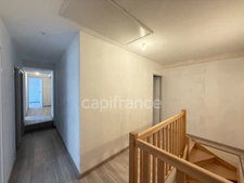 The charm of the old, the comfort of the modern – Renovated house of 124 m² in Saint-Maurice-de-Satonnay