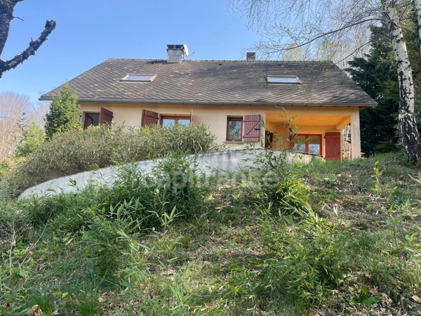 Maison à vendre 4 pièces AUBAZINES (19)