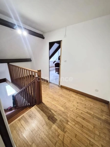 Maison de caractère avec piscine sur terrain arboré de 2452 m² JUGEALS NAZARETH (19)