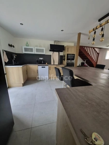 Maison de caractère avec piscine sur terrain arboré de 2452 m² JUGEALS NAZARETH (19)
