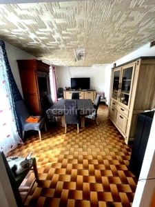 Dpt  (19), à vendre  maison T6   