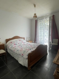 Dpt  (19), à vendre  maison T6   