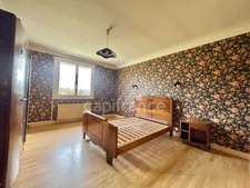 Ensemble immobilier 7 pièces avec fort potentiel à Jugeals-Nazareth 19500 