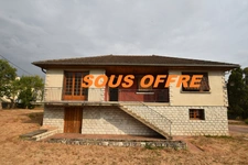 LA CLAYETTE - maison 156m² - avec entrepôt de 210m² sur terrain 3930m²