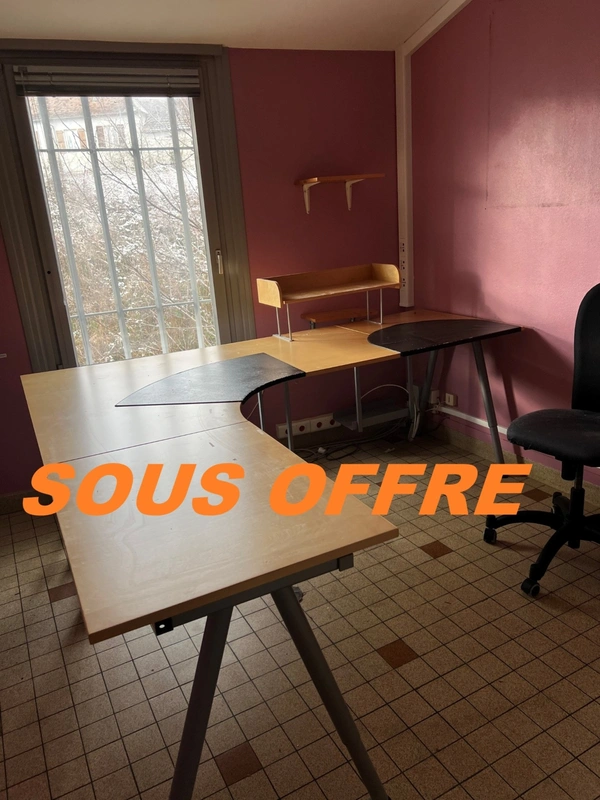Local/bureau à vendre LA CLAYETTE (71)