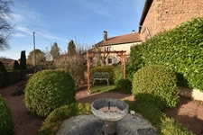 Maison en Pierre avec jardin et terrain attenant -  120m² -3 chambres - CHAUFFAILLES (71)