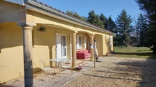 Proche Charlieu - maison plain pied - 98 m² - 