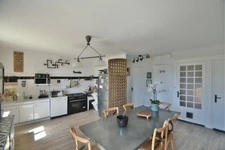 BELMONT DE LA LOIRE - Maison 215 m² - 7 pièces - proche commodités.