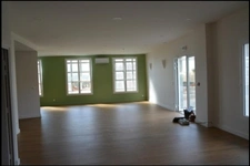 centre d'activité de "bien etre", plateau à aménager, garages. surface 1800m².