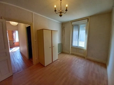 Maison de ville à CHAUFFAILLES avec cour intérieure - 75m²