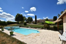 CHAUFFAILLES - maison plain pied - trés belle vue - calme