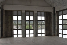 centre d'activité de "bien etre", plateau à aménager, garages. surface 1800m².