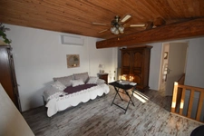 Maison en Pierre avec jardin et terrain attenant -  120m² -3 chambres - CHAUFFAILLES (71)