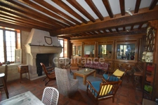 BELMONT DE LA LOIRE - Maison 215 m² - 7 pièces - proche commodités.
