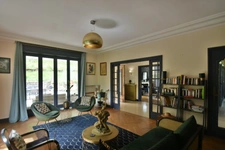 COURS LA VILLE - maison d'architecte 300 m² - terrain 6000m²