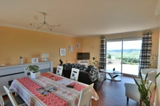 Vue exceptionnelle sur la campagne du sud brionnais - maison 120m² - 3 chambres - secteur trés calme.