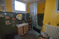 BELMONT DE LA LOIRE - Maison 215 m² - 7 pièces - proche commodités.