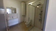 Maison de ville à CHAUFFAILLES - 110 m² avec jardin intérieur.