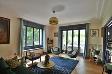 COURS LA VILLE - maison d'architecte 300 m² - terrain 6000m²