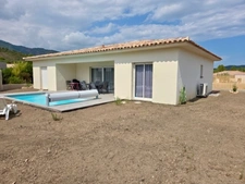Maison à vendre 5 pièces LECCI (20) Type 5 avec terrain de 895 m2 et piscine