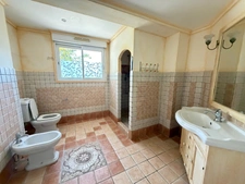CASANOVA (20) Ensemble immobilier de 4 appartements
