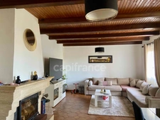 Dpt Corse (20), à vendre FOLELLI appartement T4 de 106,60 m2 avec jardin privatif de 158,50 m2  