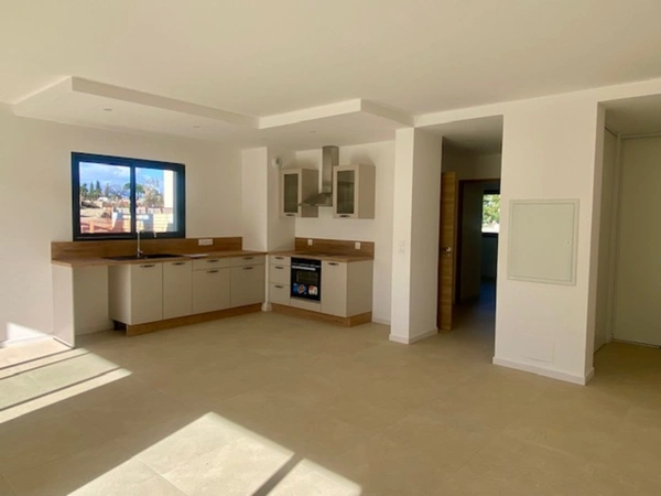 appartement à vendre 3 pièces BORGO (20) de 70 m2 avec terrasse de 14 m2