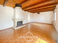 Dpt Corse (20), à vendre FOLELLI appartement T4 de 106,60 m2 avec jardin privatif de 158,50 m2  