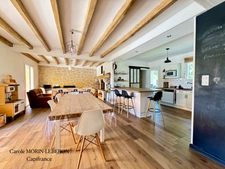 Maison de plain-pied, 4 chambres, double garage et jardin