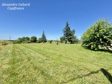 Corps de ferme rénové avec grange attenante - 4 chambres - Terrain de plus d'un hectare