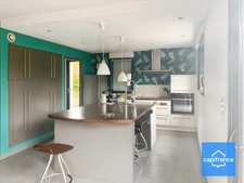 A L'HUISSERIE  - Maison familiale  7 pièces   169m2 